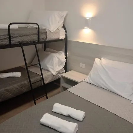 Bed End Breakfast Da Romina 住宿加早餐酒店
